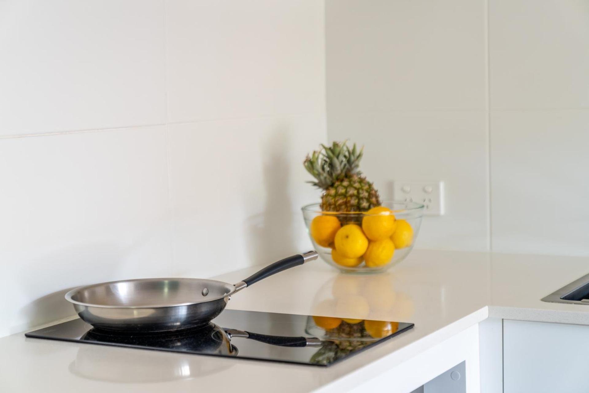 Byron Bayside Central Studio Apartments Екстер'єр фото