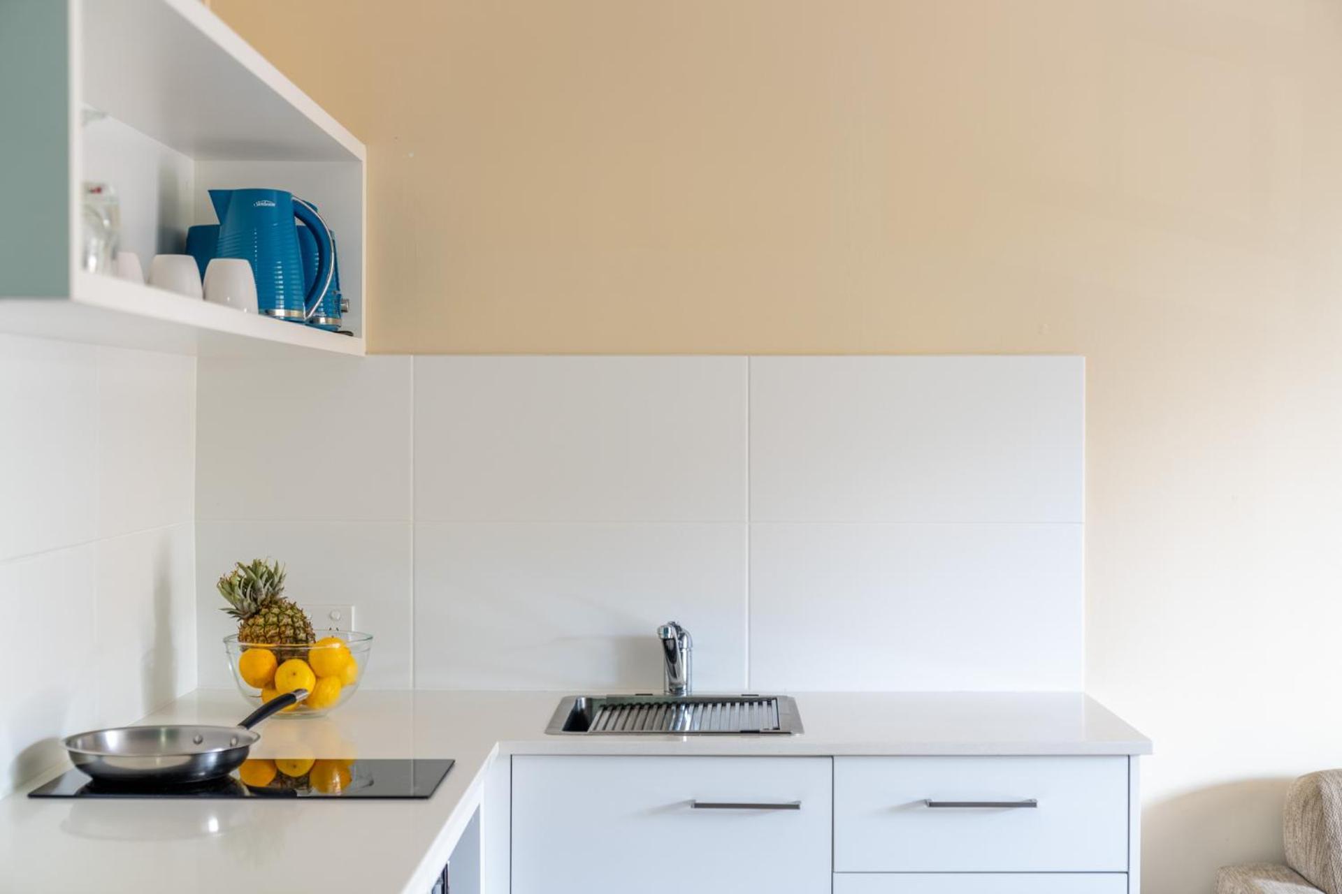 Byron Bayside Central Studio Apartments Екстер'єр фото